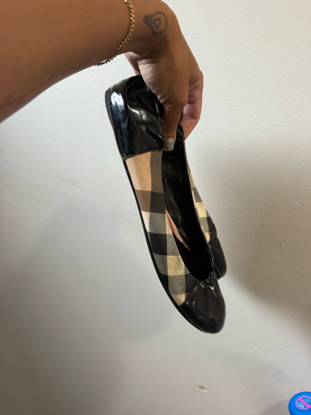 Classic Burberry Black Plaid Ballet Flats - Picture 2 of 6
